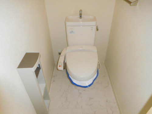 シャーメゾンアミノウチ B201号-7