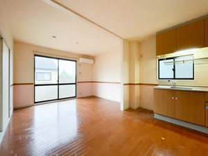 スカイヴィレッジ J102号-2