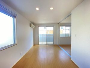 プレジール明石Ⅲ 0102号-2