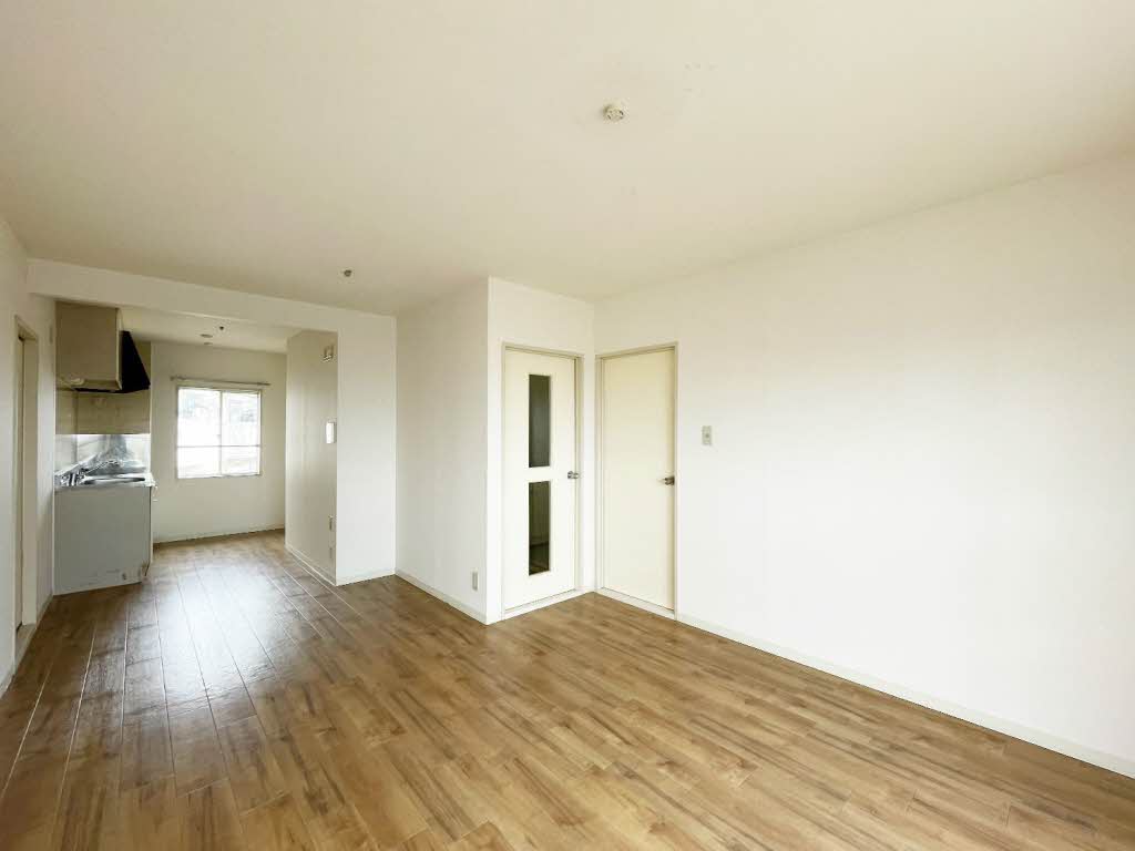 サニーパーク A202号-2