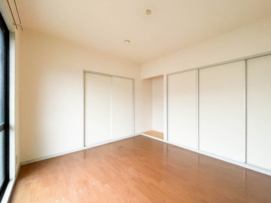 スカイヴィレッジ J102号-3