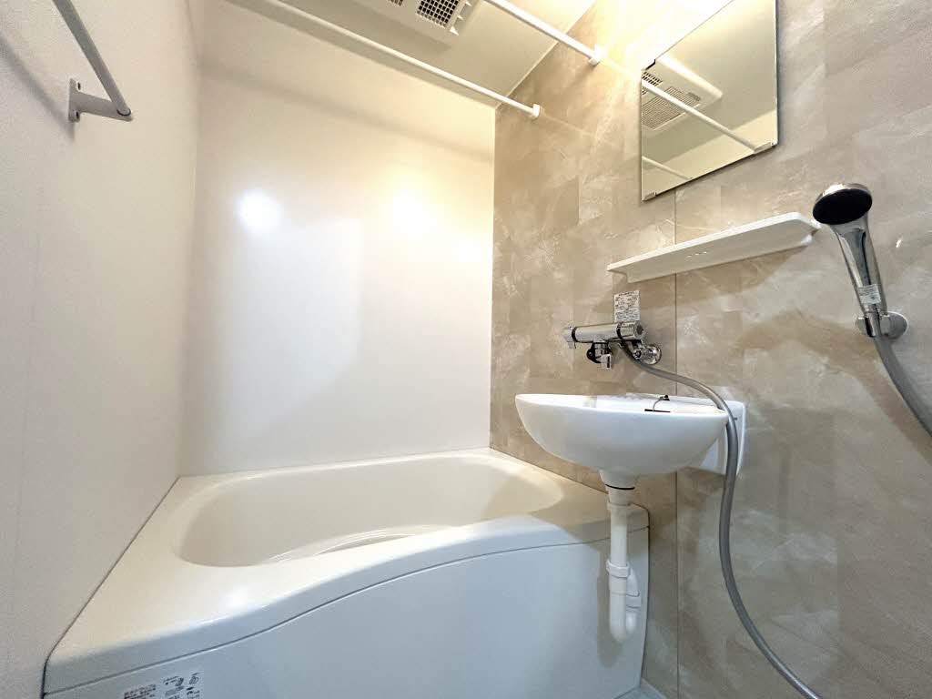 フローラ西新町 0202号-5