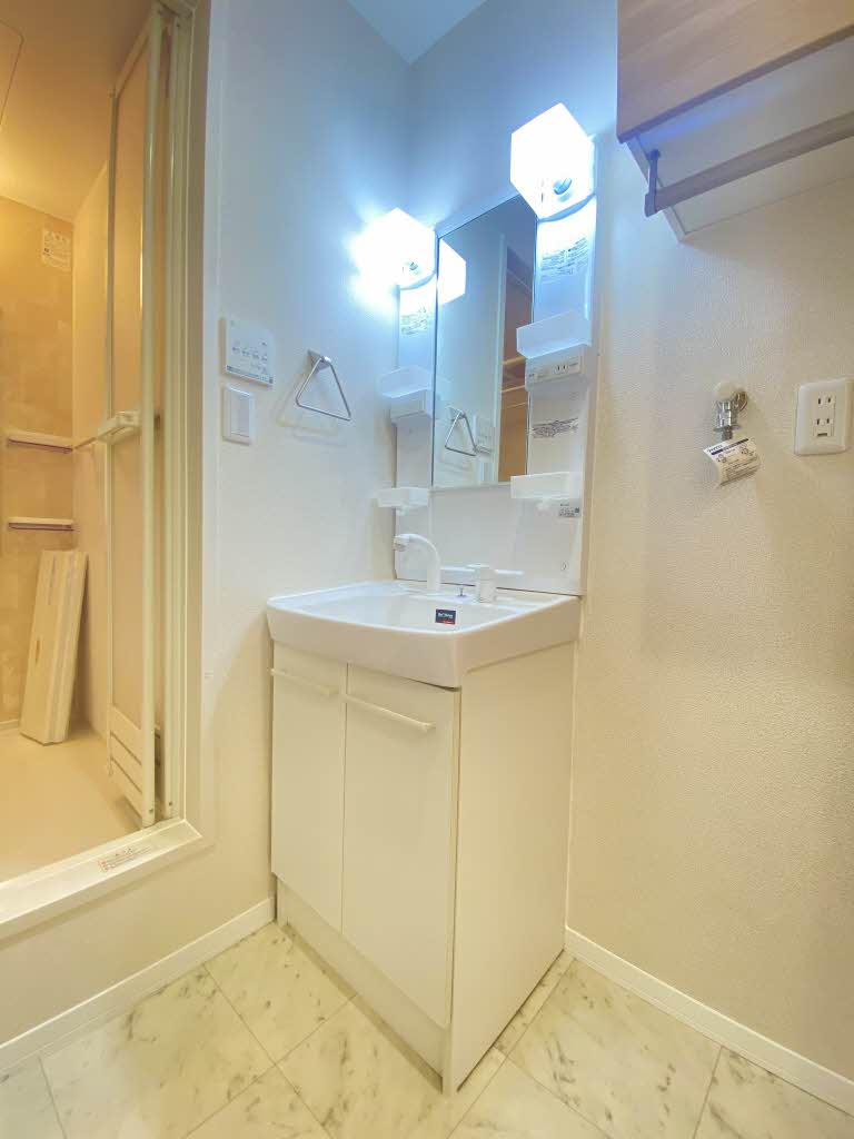 アイクスコートＥ 0111号-6