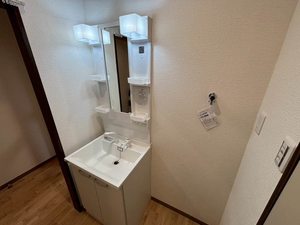 タウニー上四条 C102号-8