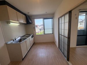 メゾンドヴェール B202号-2