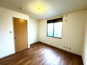 メゾン・カズⅡ 0102号-3