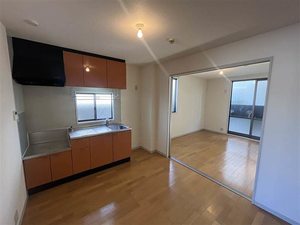 シャーメゾンやまとB 0101号-2