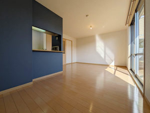 シャーメゾン東花園 B103号-2