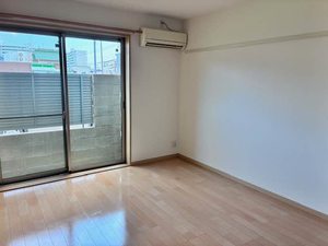 メゾン リヴィエール 0101号-6