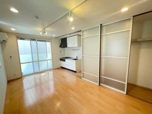 シャーメゾン春日出 0101号-3