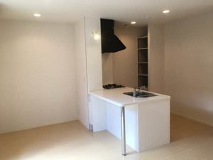 シャーメゾン赤い屋根 0102号-4