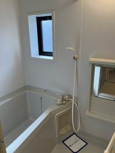 シャトレーヌ梅美台 C201号-3