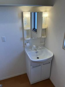 シャーメゾン中山 A203号-4