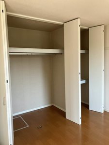 シャーメゾン中山 B103号-5
