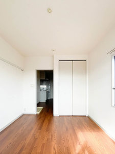 メゾン・ド・オーエム 0201号-4