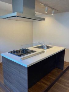 リバティ・コート 0204号-2