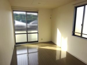 メゾン・ド・フレール A202号-2