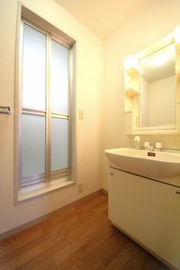 メゾン・ド・スリーゼ C201号-12