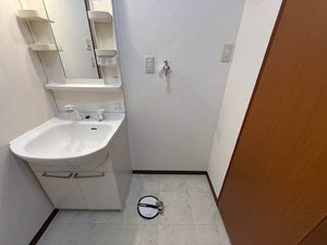 サンビレッジⅡ C202号-11