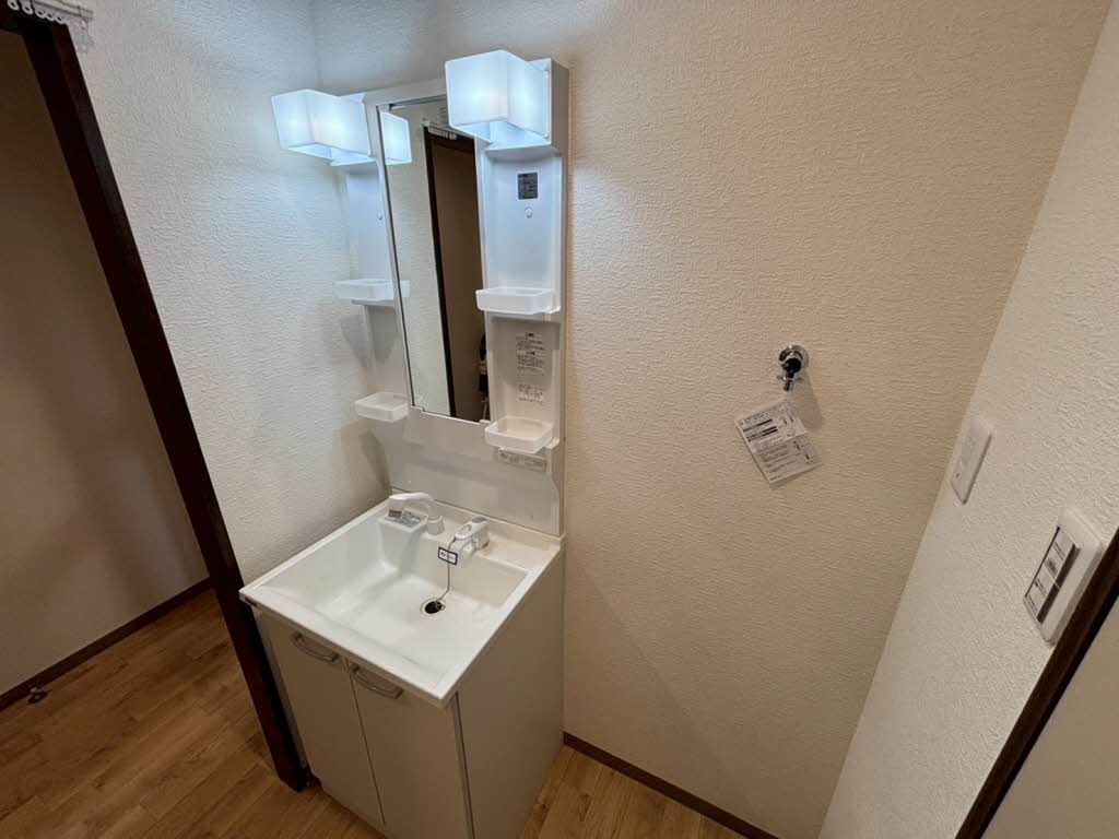タウニー上四条 C102号-8