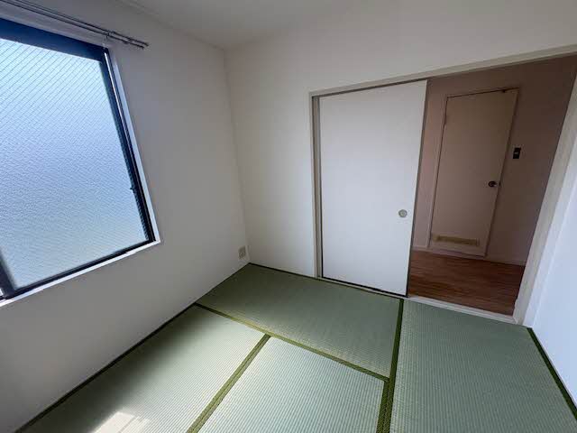 メゾンドヴェール B202号-9