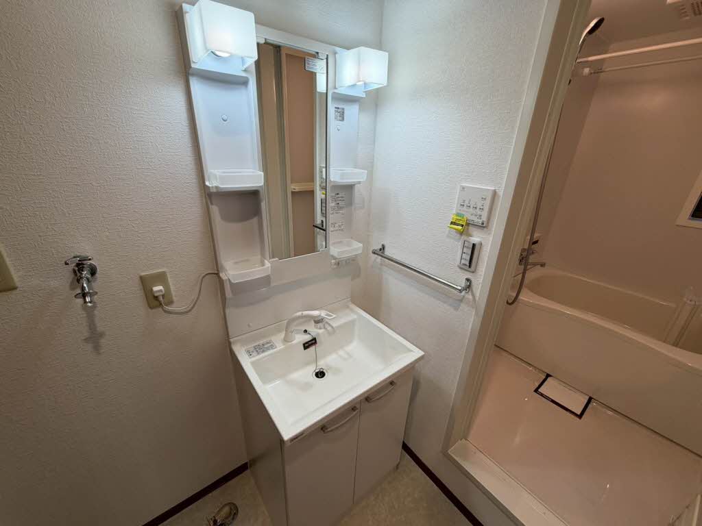 フラワーガーデン B201号-13