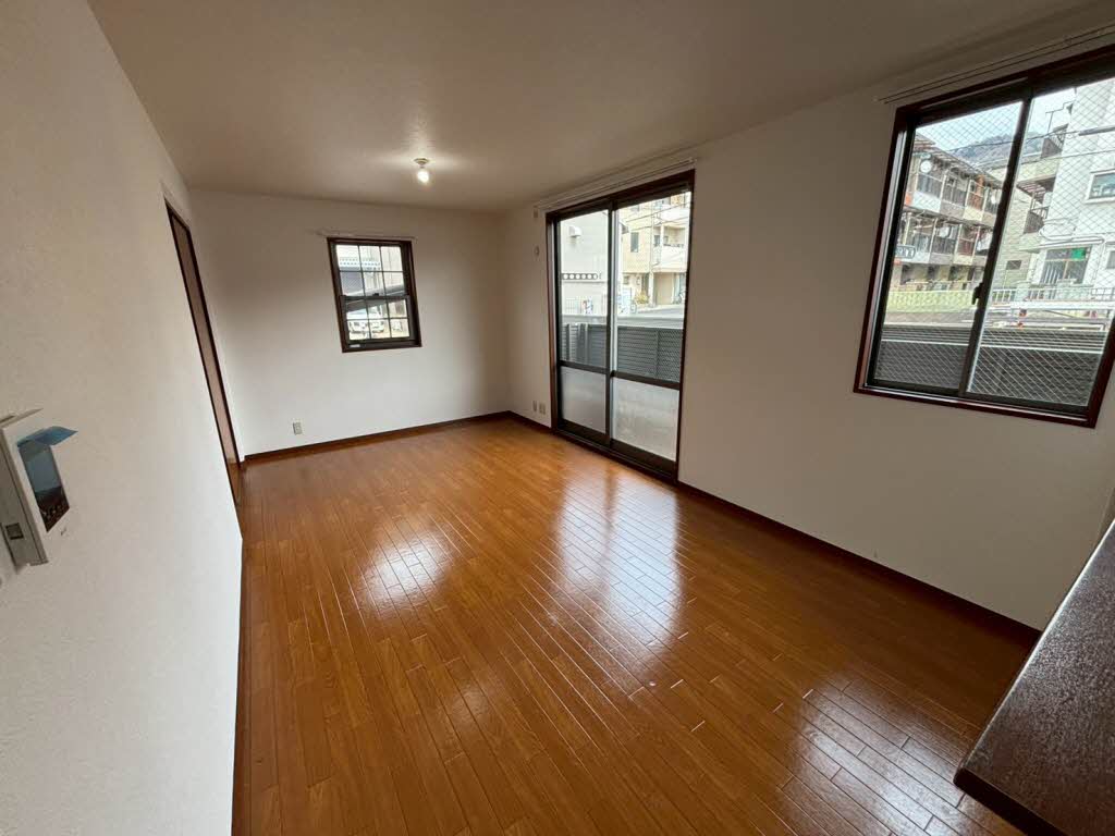 ファミネス横小路 0102号-2