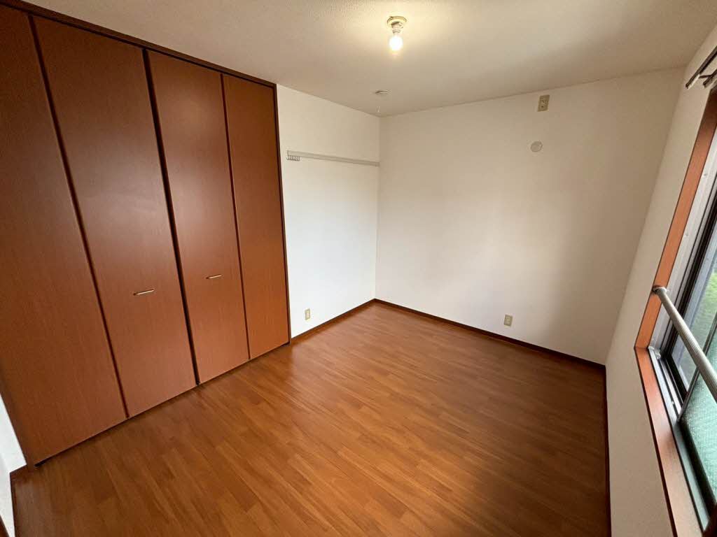 ファミネス横小路 0202号-13