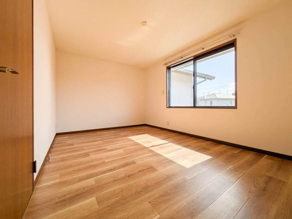 朝日メゾネットA・B B101号-3