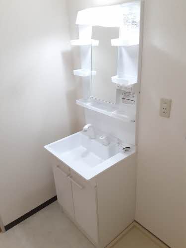 ディアス有里 B201号-5