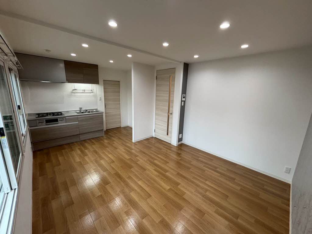 シュウ メゾン A・B B201号-7