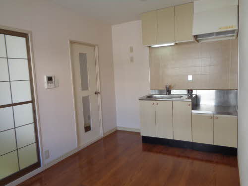 グランパス栗東 B202号-2