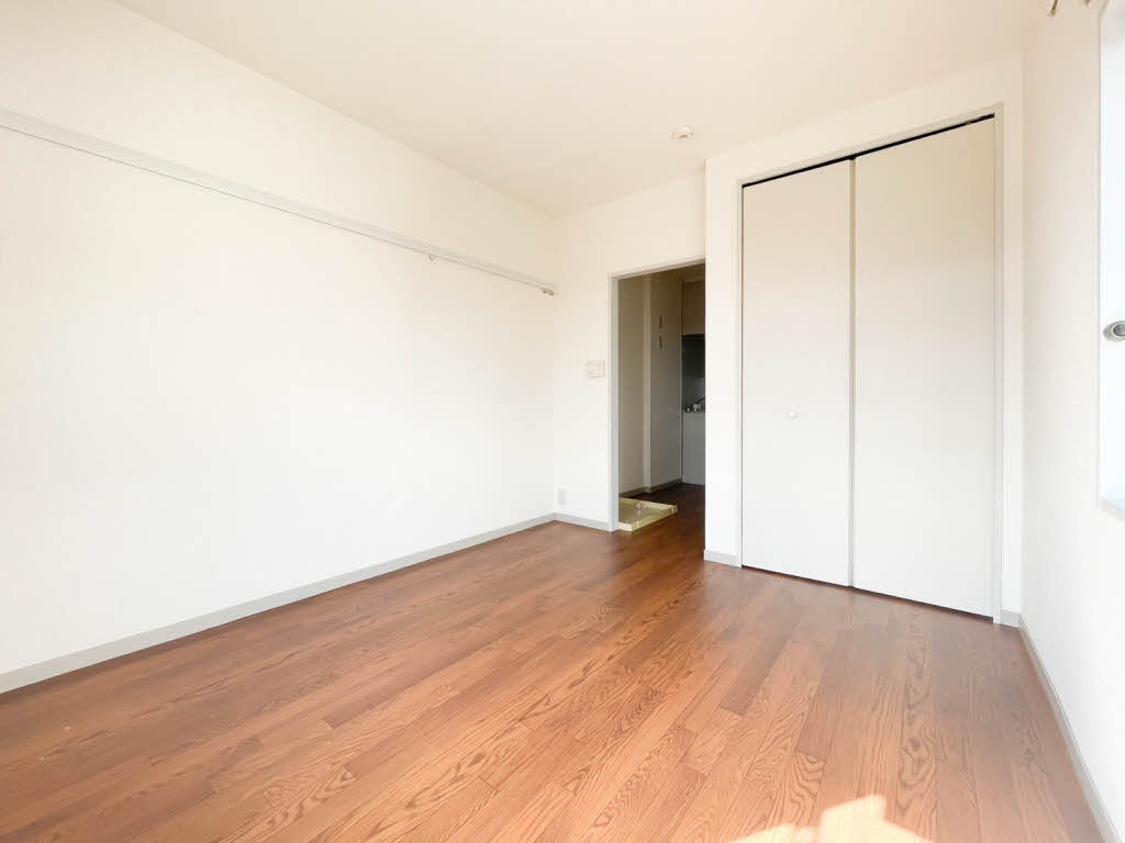 メゾン・ド・オーエム 0201号-6