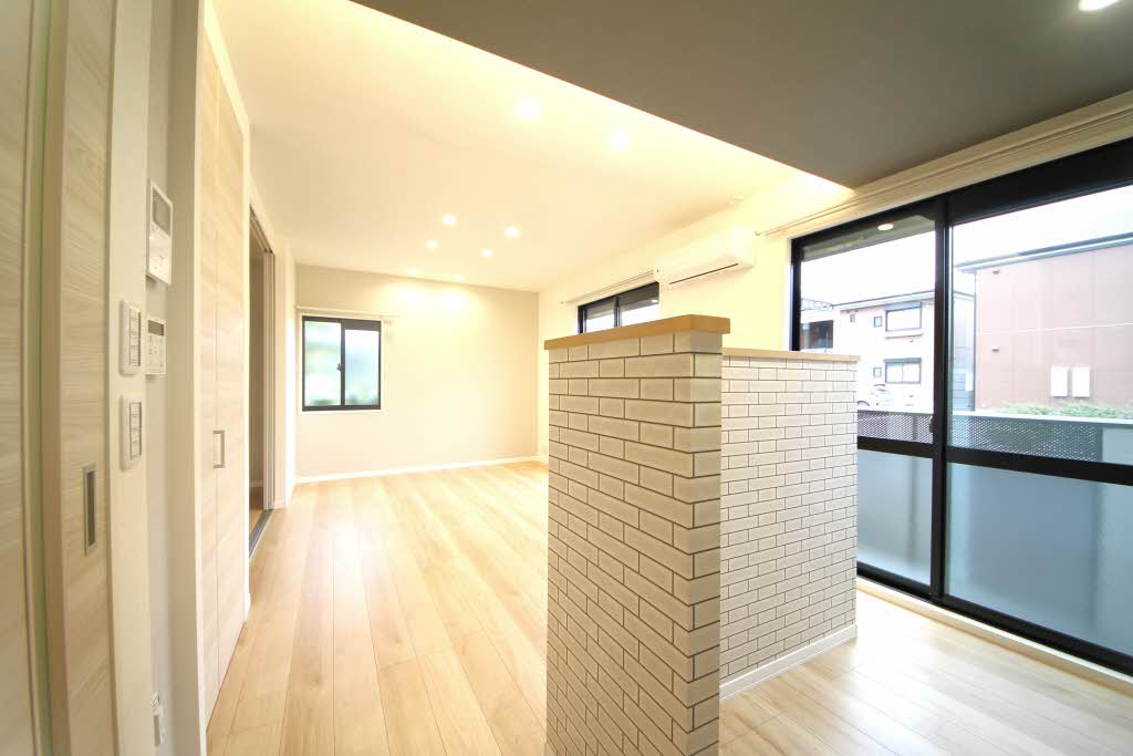 オオスミハイツⅢ A102号-2