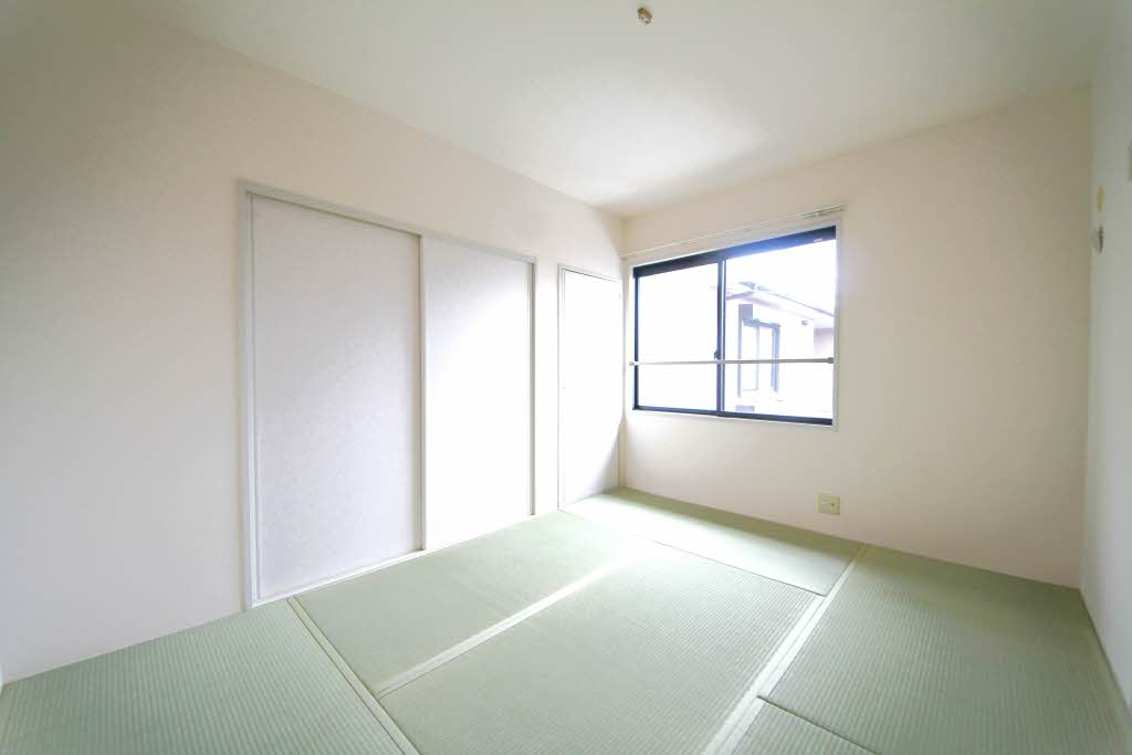 メゾン・ド・スリーゼ C201号-5