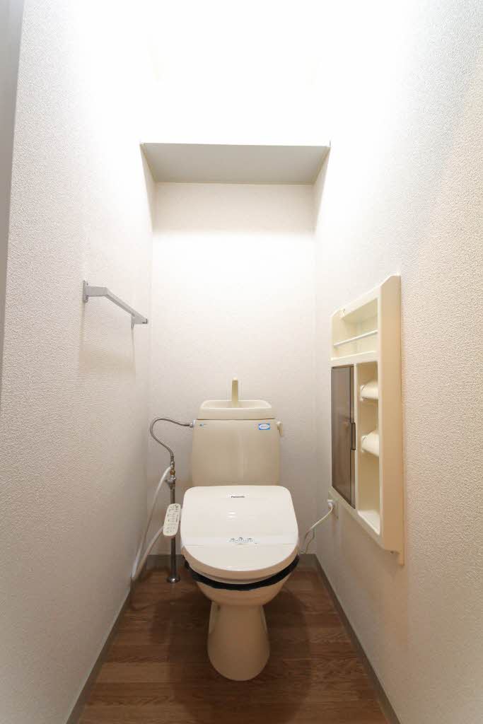 メゾン・ド・スリーゼ C201号-8