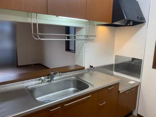 カーサ・ピュアズ B102号-2