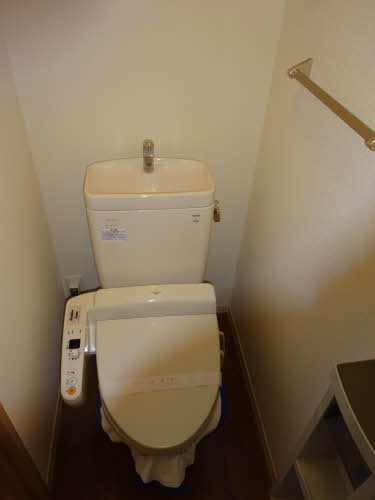 シャーメゾン　フィオーレ A203号-4