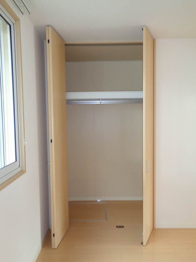 シャーメゾン リーリエ E103号-5