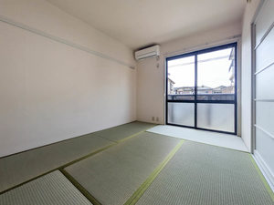 ローレルⅡ A203号-5