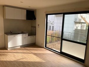 ローレルⅡ D105号-2