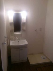 グローリータウン B102号-7