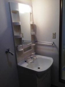 バリュージュ植善Ｃ棟 0102号-5