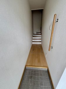 ラフィーネ三室参番館 A202号-9