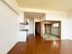 シャーメゾン アサヒ 0208号-7