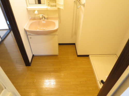 メゾン栄． 0203号-9