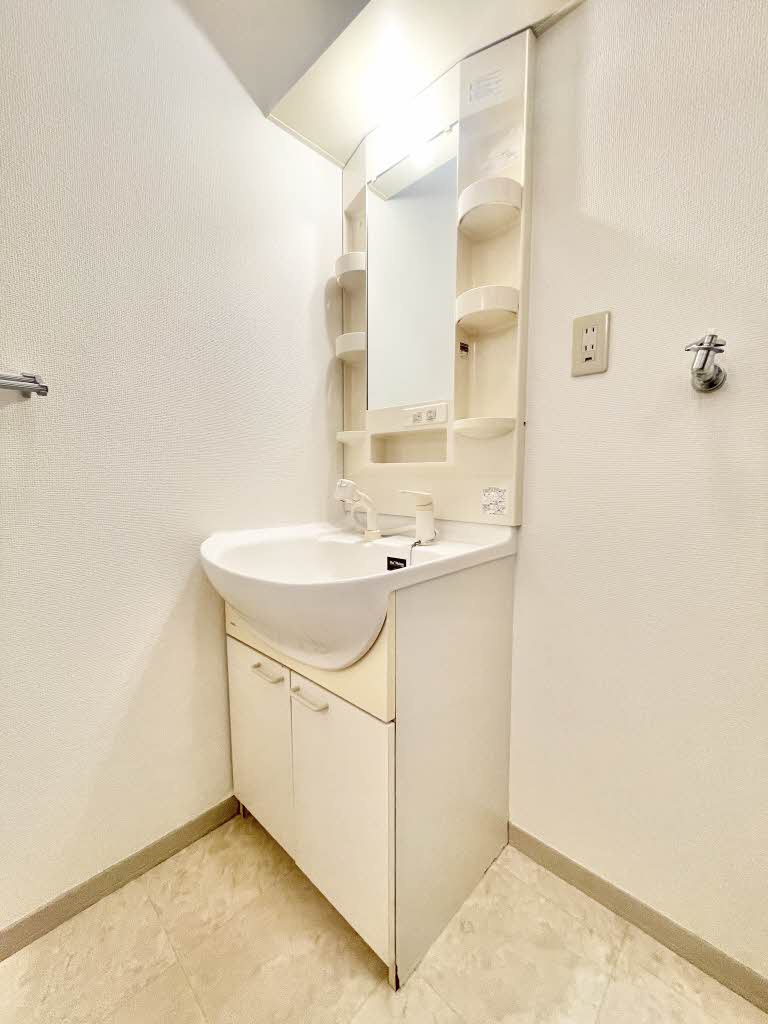 メゾン・ボナール C102号-11