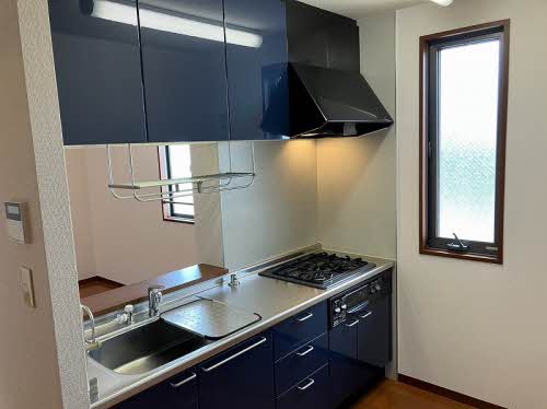 シャーメゾンキティー B202号-3