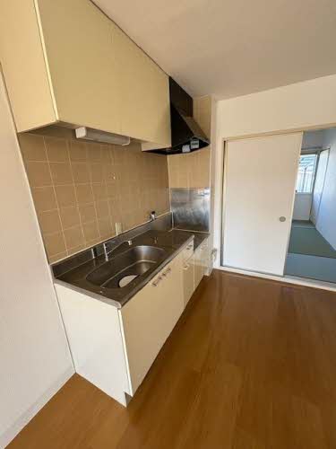 レルム・カミニート C102号-3