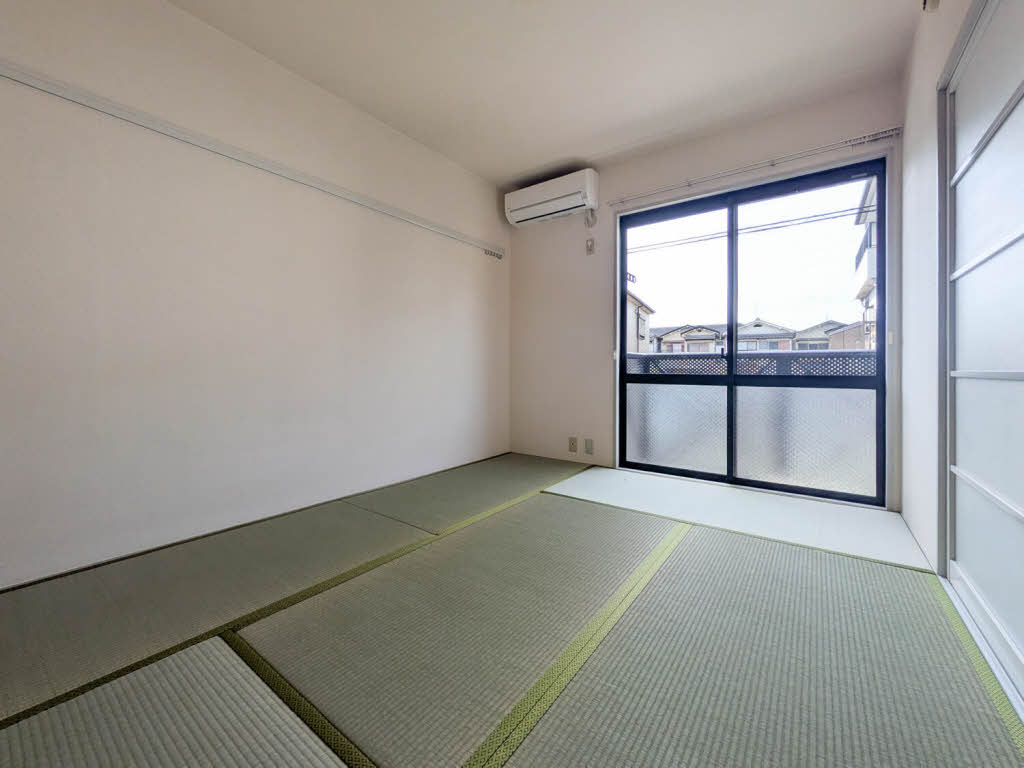 ローレルⅡ A203号-5